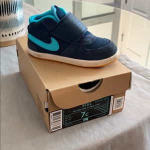 Nike Mavrk Mid SMS Toddler Sneakers
